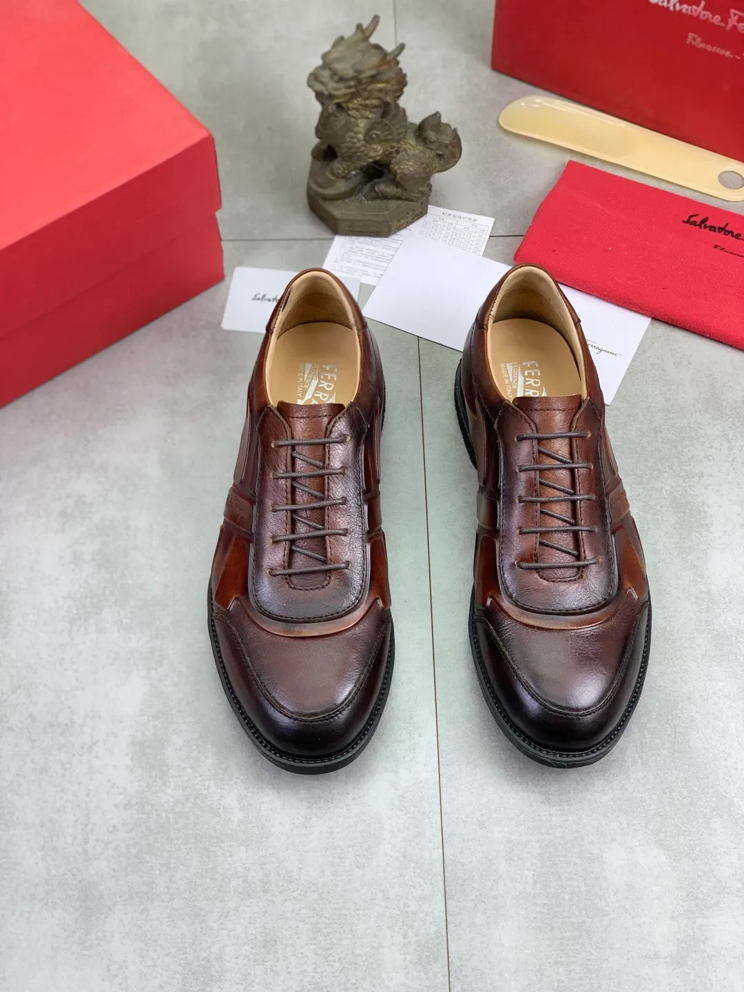 Men's Men's Shoes P560💰[New Style] Water-dyed Niuli 🆘[Salvatore Ferragamo] Ferragamo's latest casual business leather shoes for men! Listed simultaneously! The fabric is made of specially imported original calfskin, the lining is made of imported water-dyed cowhide, and the original combination outsole is absolutely luxurious and leads the fashion trend. Matching code: 39-44 (45 customized) 5️⃣ colors available